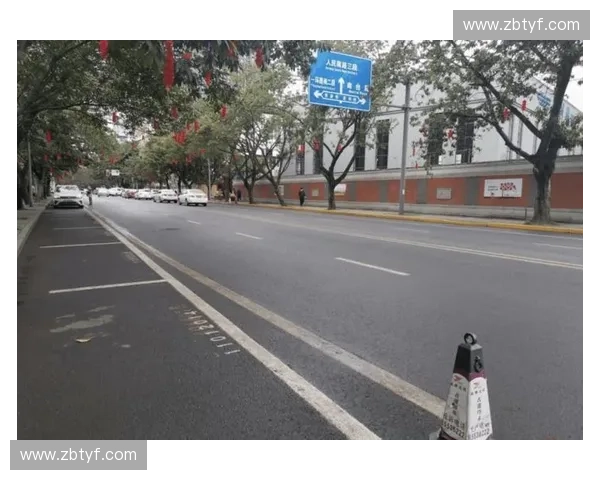 围绕转弯路线优化城市交通流线提升通行效率综合治理策略研究体系